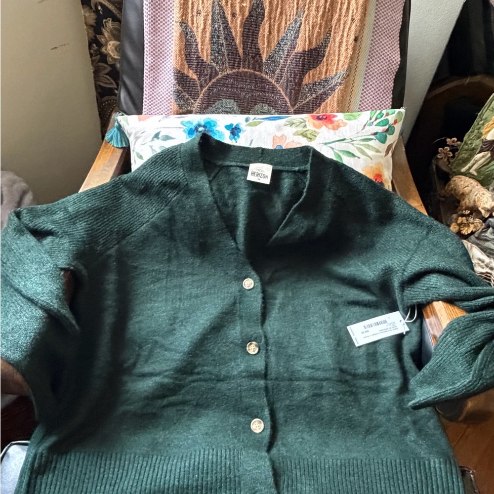 Herizon Women's Green Boyfriend's Cardigan Sweater $86